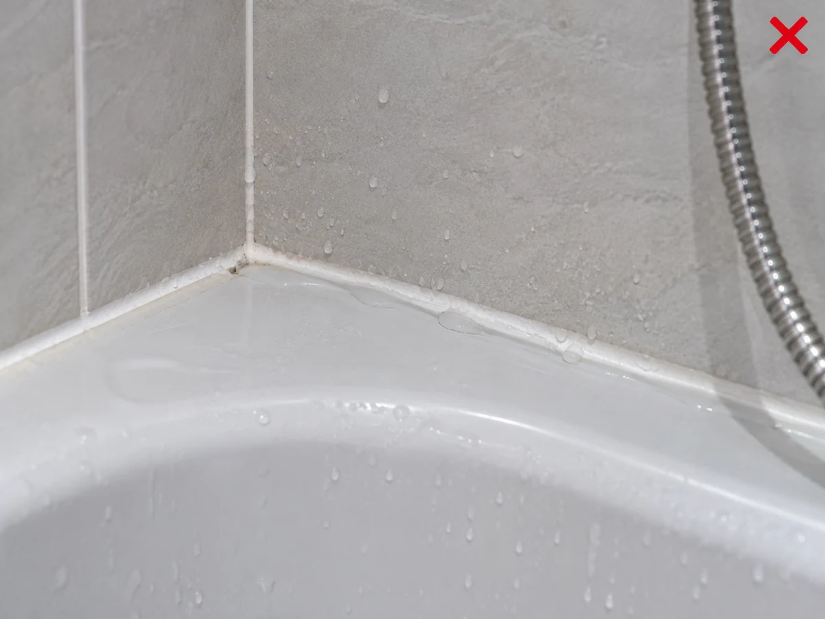 Leaving water along the joint — Dry the joint and nearby surface and keep the room ventilated.