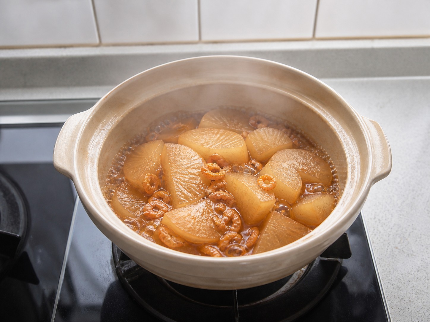 Braised Daikon na may Tuyong Hipon — hakbang 11: Palaputin ang sarsa