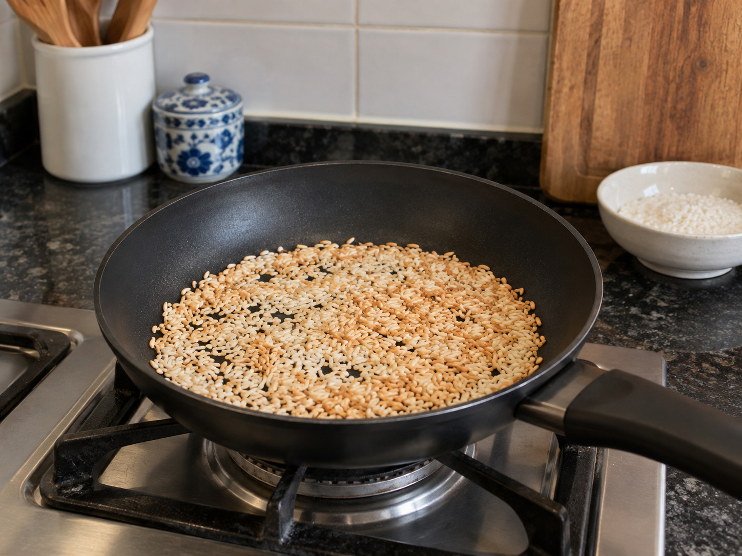 柬埔寨雜菜香料湯 Samlor Korko — 乾鑊炒香生米