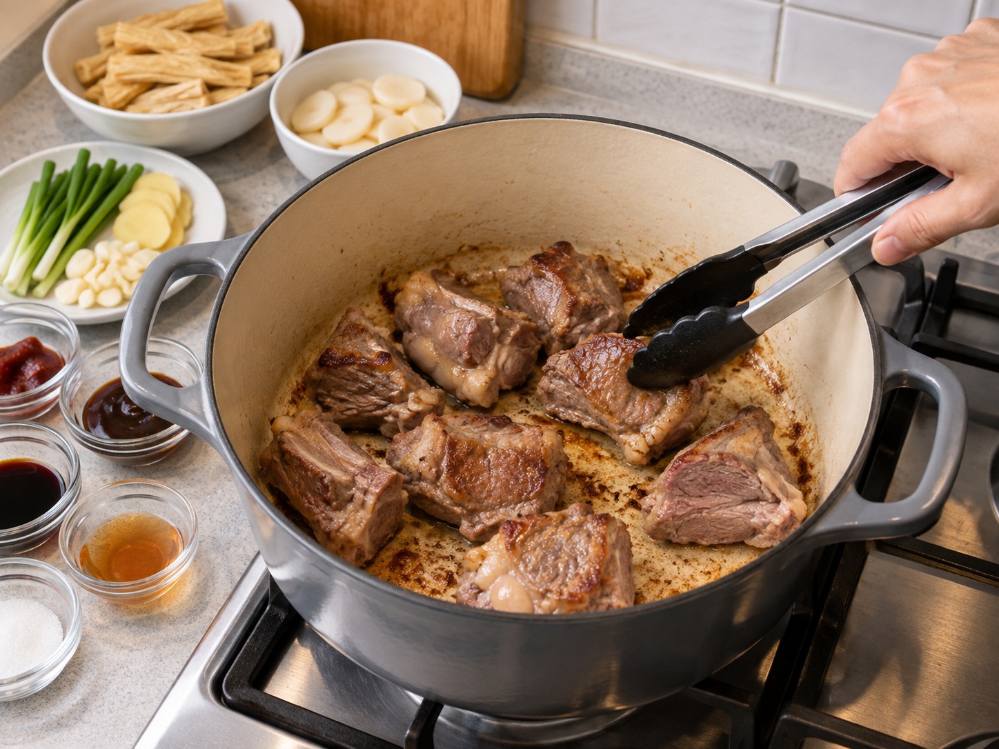 Cantonese Lamb Brisket at Bean Curd Sheet Pot — I-brown ang lamb