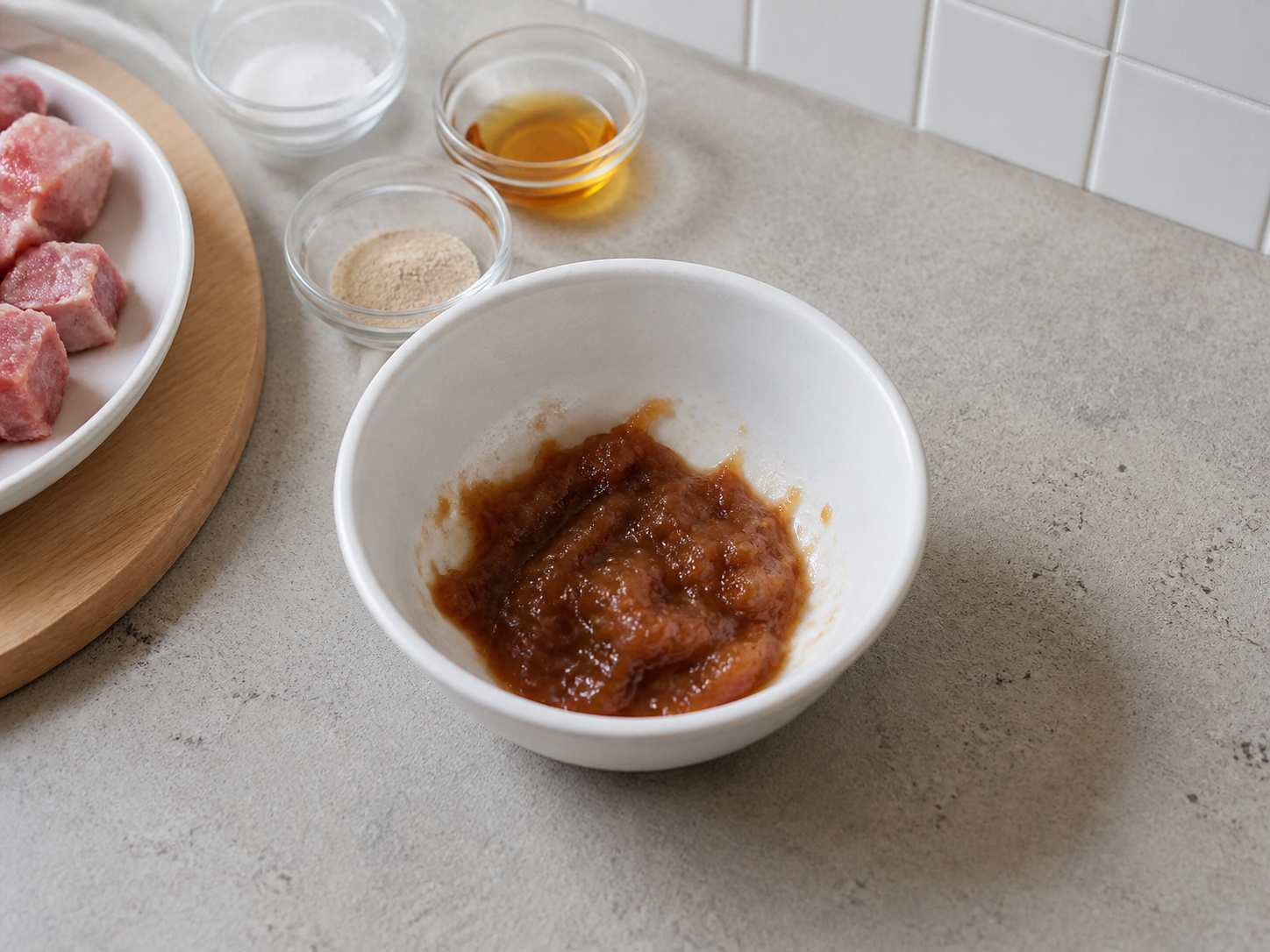 Cantonese Steamed Pork Ribs na may Plum Sauce — Durugin ang plum