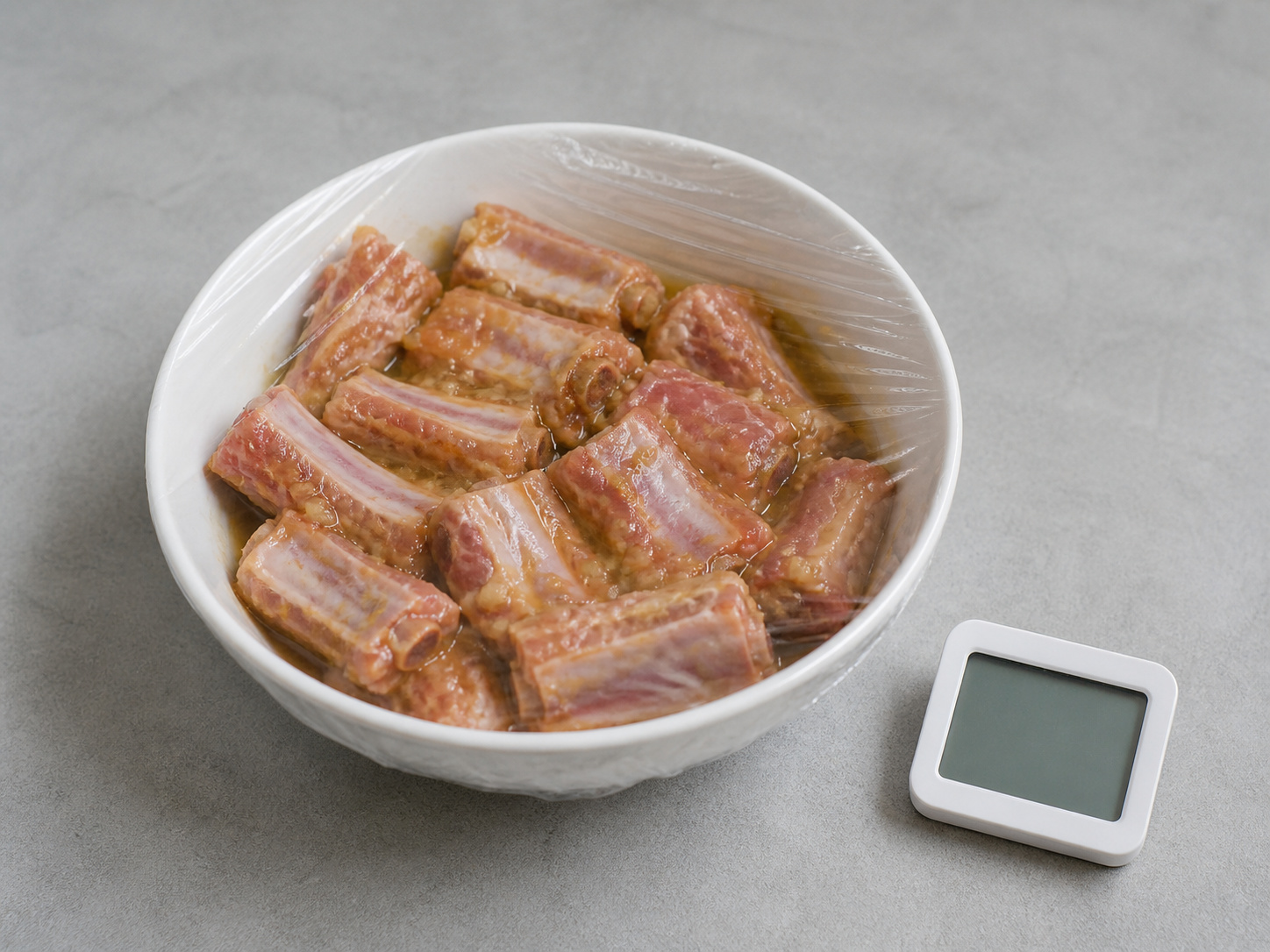 Cantonese Steamed Pork Ribs na may Plum Sauce — I-marinate nang 15 minuto