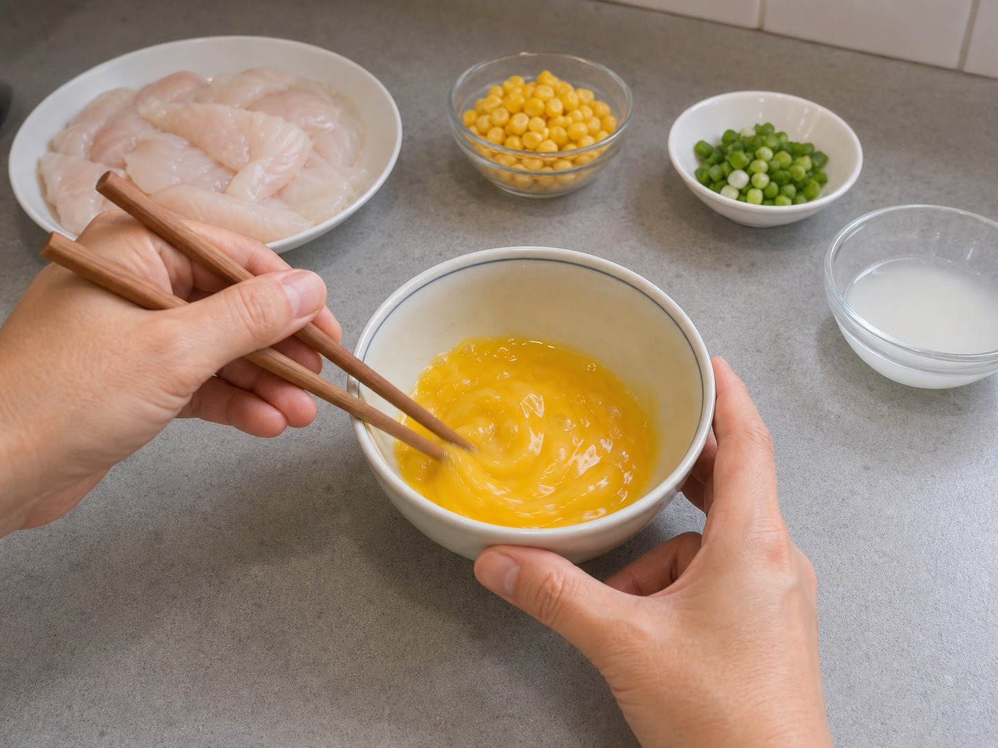 粟米魚柳:準備蛋液