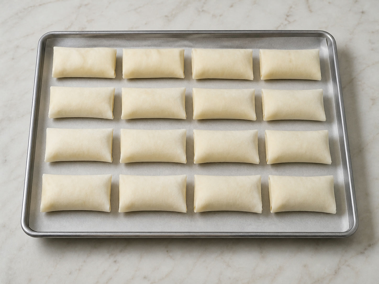 Filipino Caramelised Banana Turon: Roll and seal