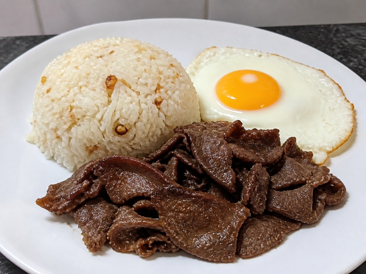 Tapsilog Sapi Filipina finished dish