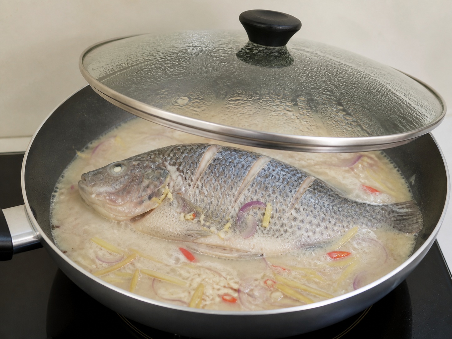 Tilapia Kuah Santan Filipina — Masak sisi pertama