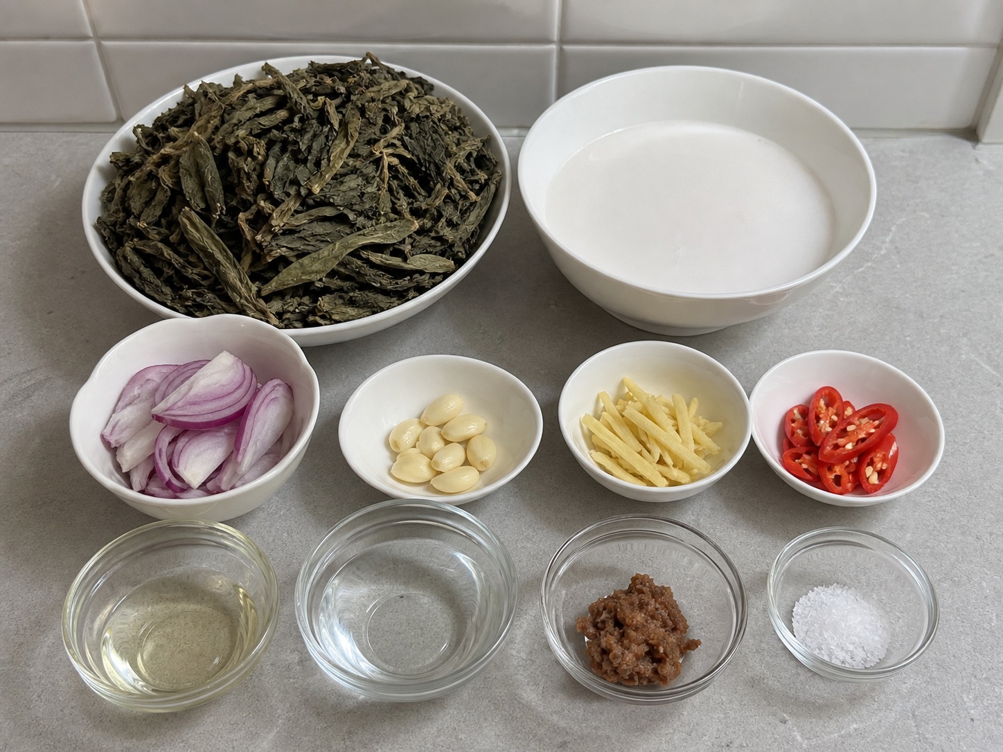 菲律賓椰香芋葉 — 材料總覽