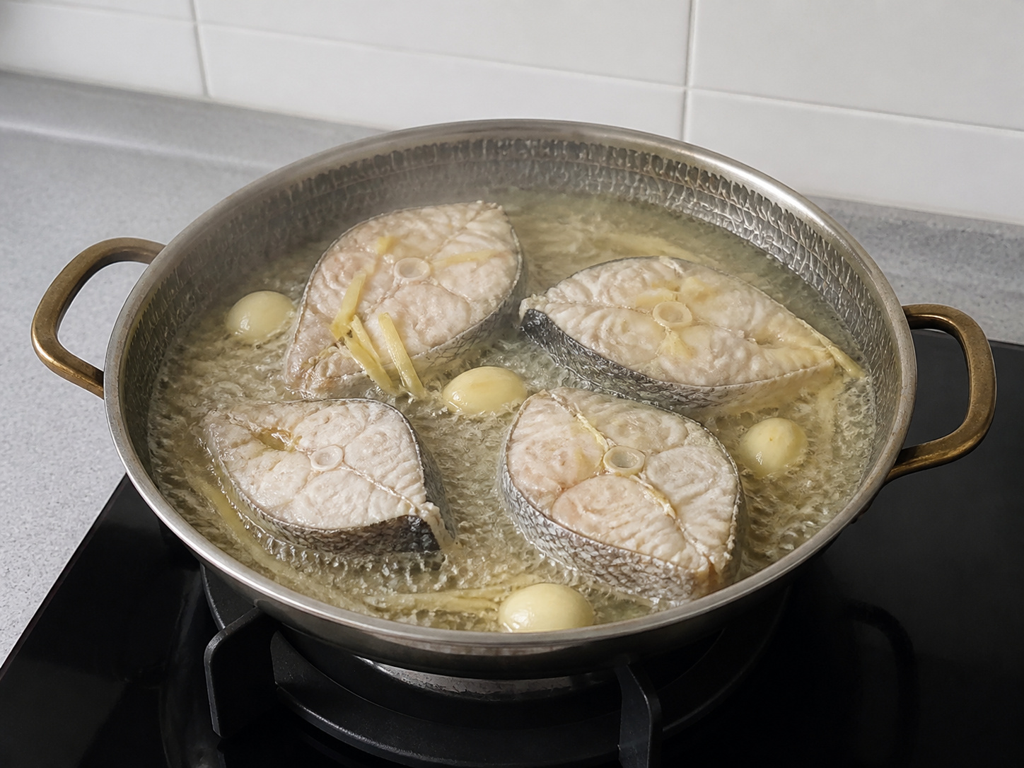 Paksiw na Isda — Pakuluan nang walang takip