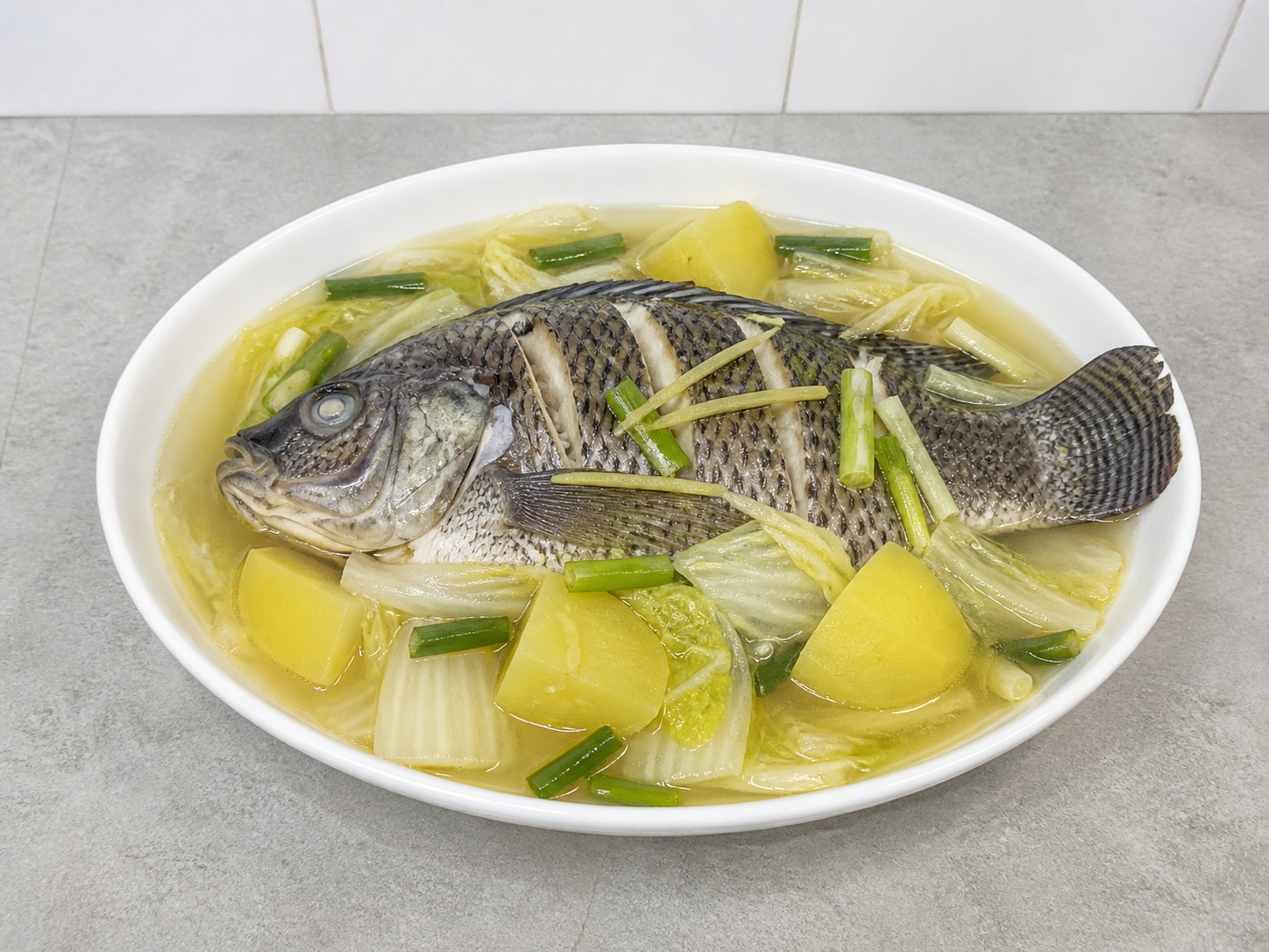 Sup Ikan Jahe Filipina — Sajikan