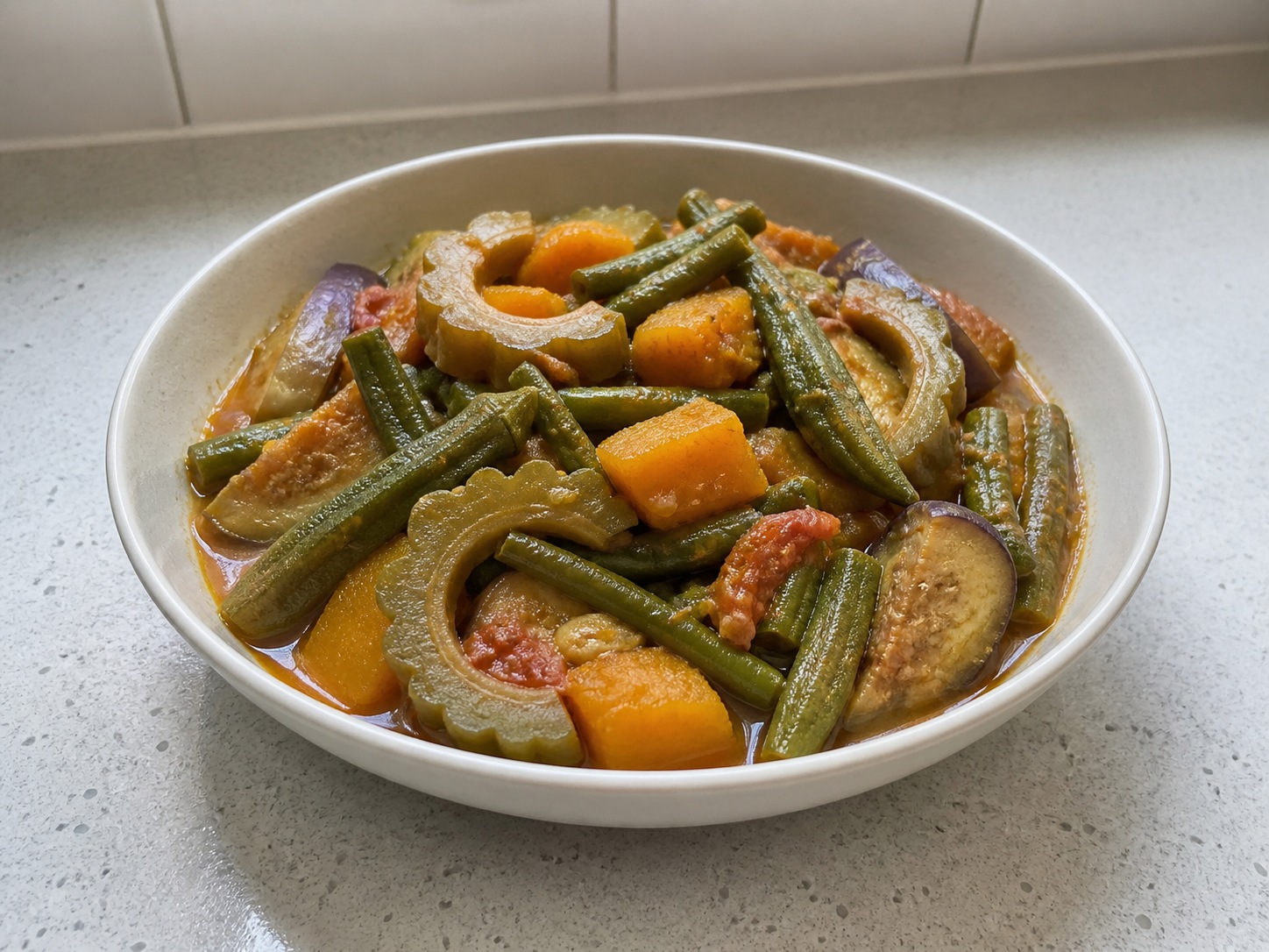 菲律賓蝦醬雜菜煲 — 完成菜式