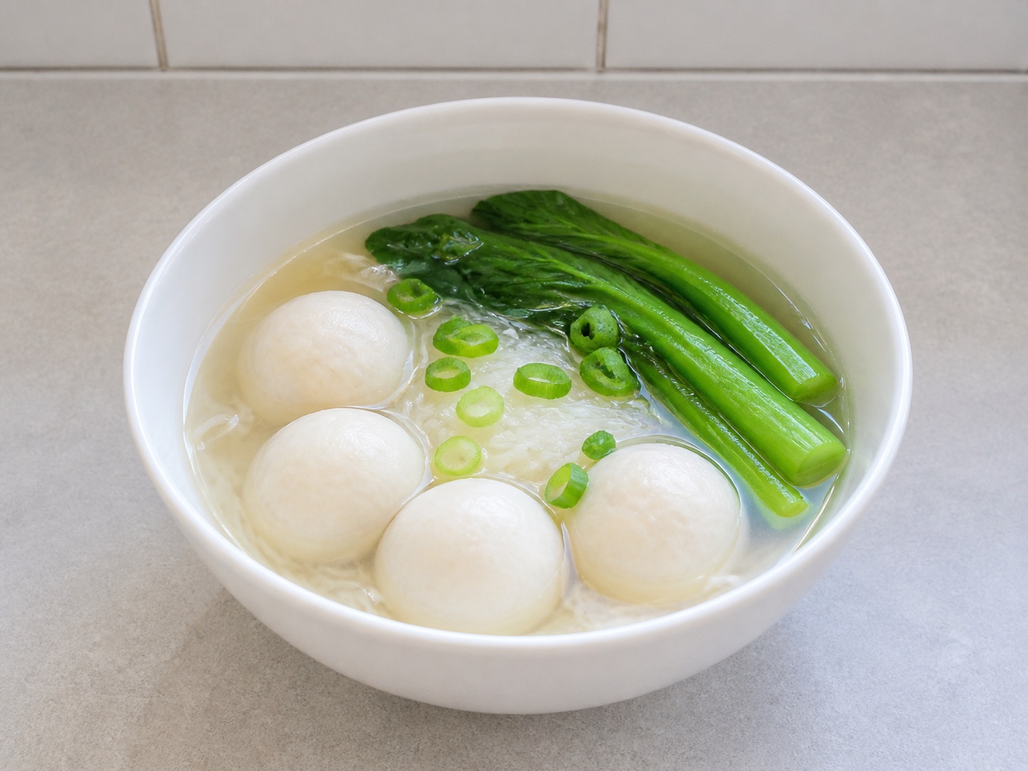 Sup Bihun Bakso Ikan — hidangan jadi