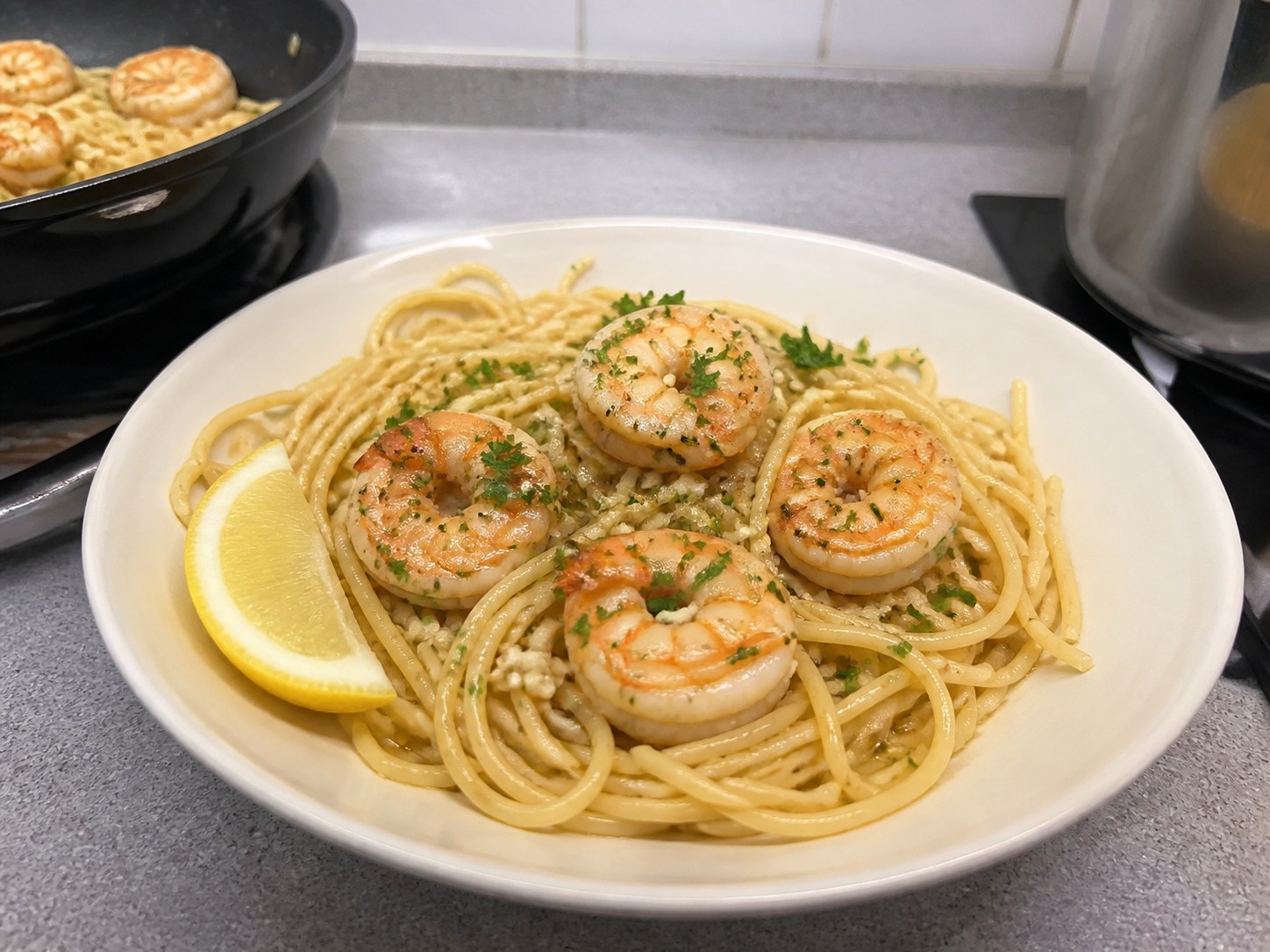 蒜香牛油大蝦意粉完成圖｜Garlic Butter Prawn Spaghetti
