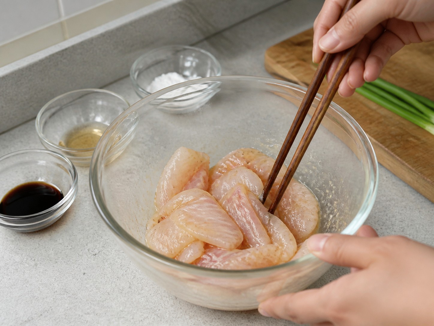 Ginger Fish Fillet Congee — step 3: Marinate the fish