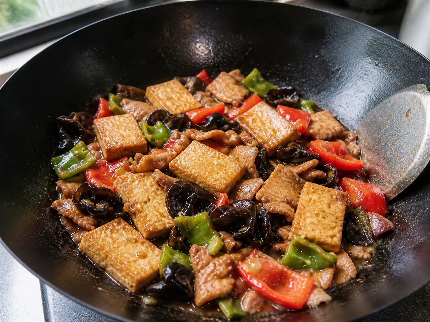 家常豆腐 — 合併炆煮