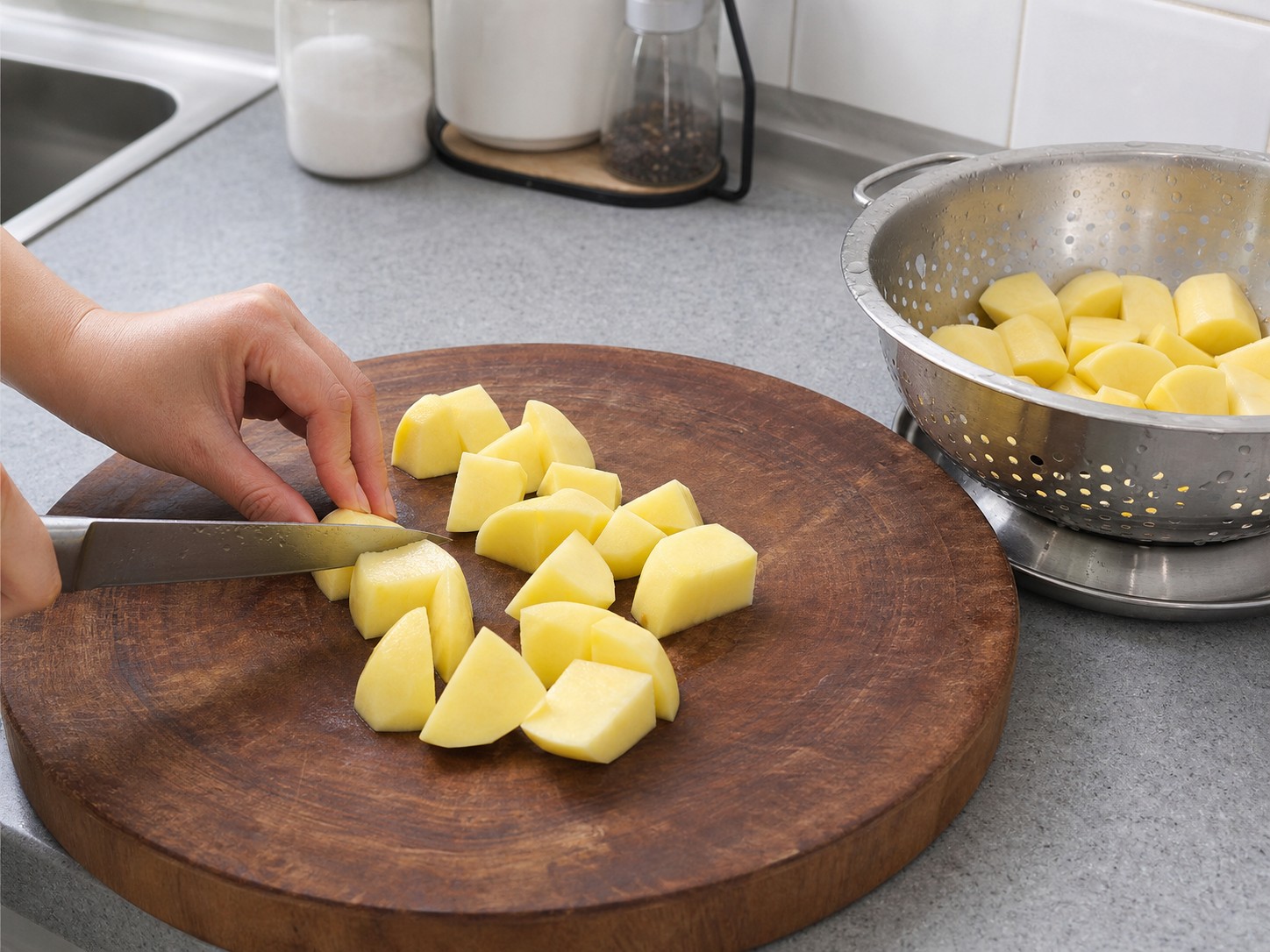 Hong Kong-style Curry Chicken with Potatoes — step 3