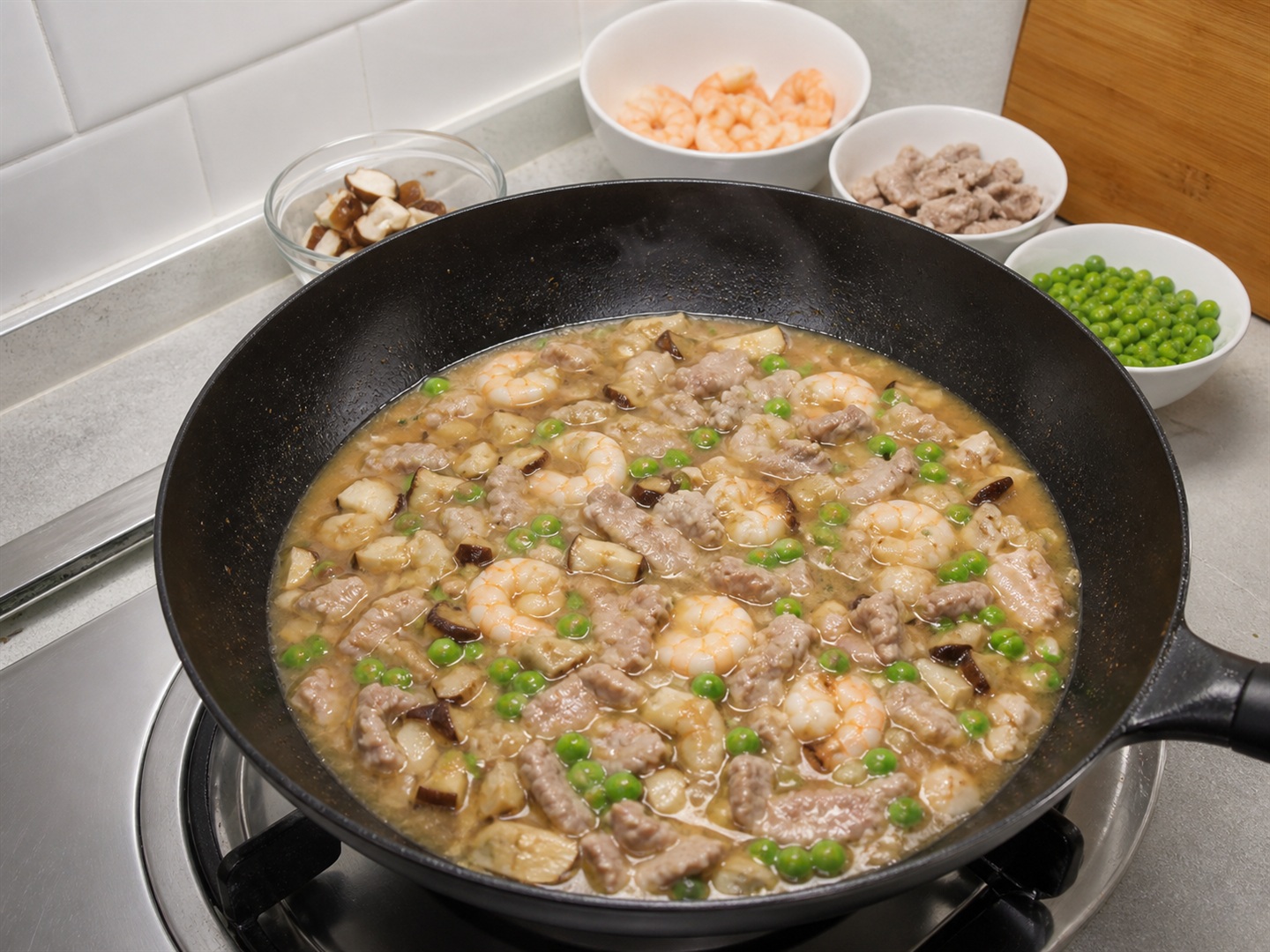 港式福建炒飯 — 加冬菇青豆汁