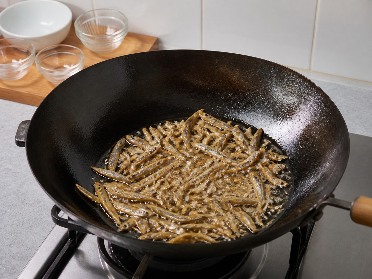 印尼甘榜炒飯 — 步驟7：炒至乾身