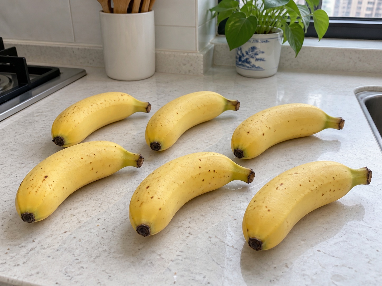 Indonesian Pisang Goreng Banana Fritters — Choose firm ripe bananas