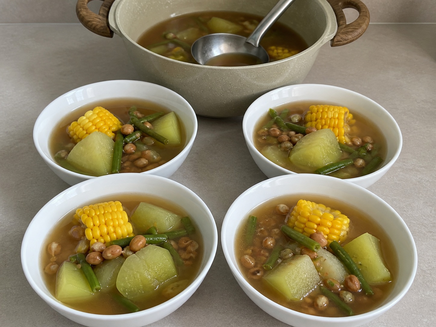 Sayur Asem — Sajikan sayur asem