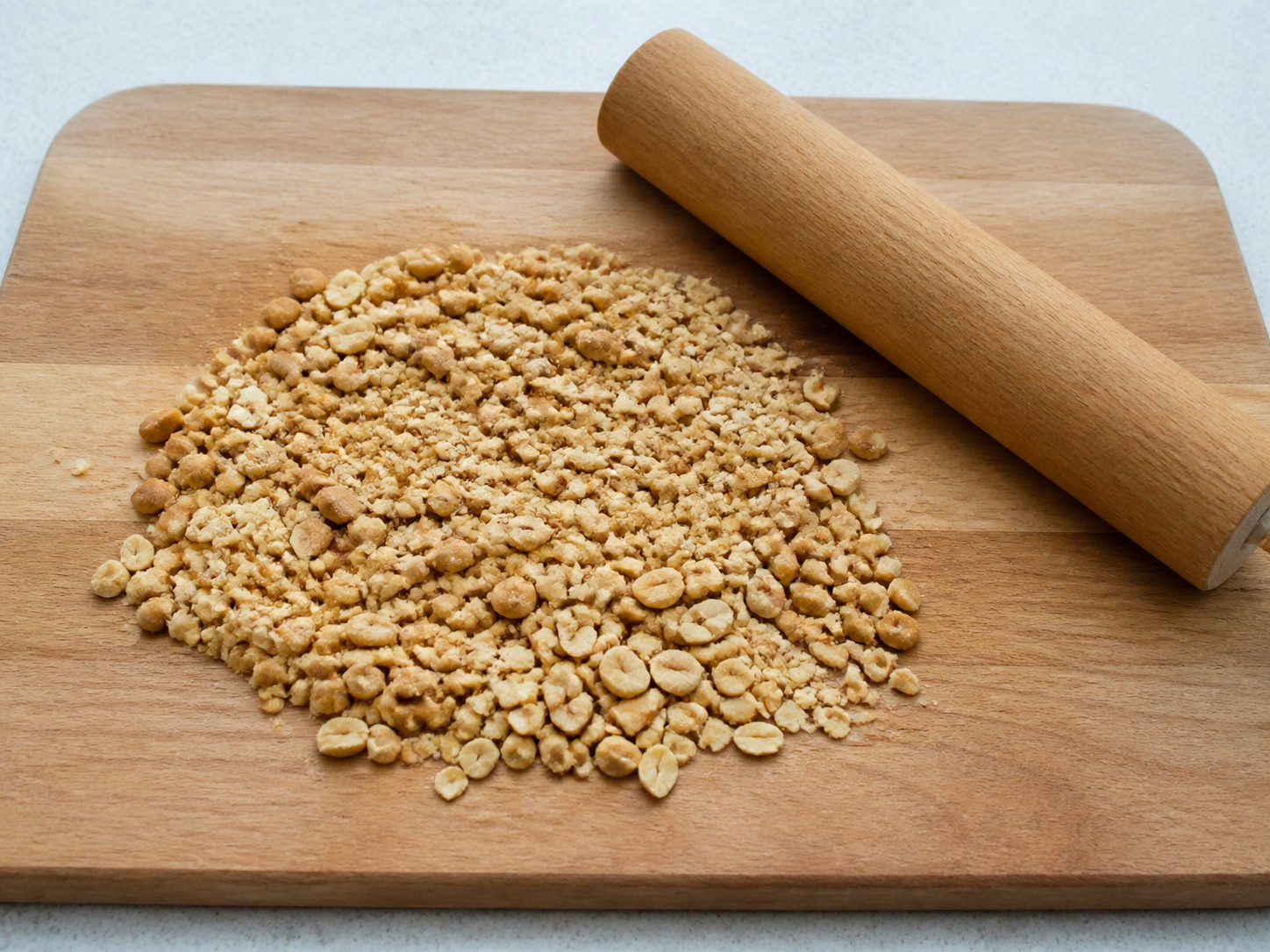 Indonesian Tokwa at Itlog na may Peanut Sauce — Durugin ang mani