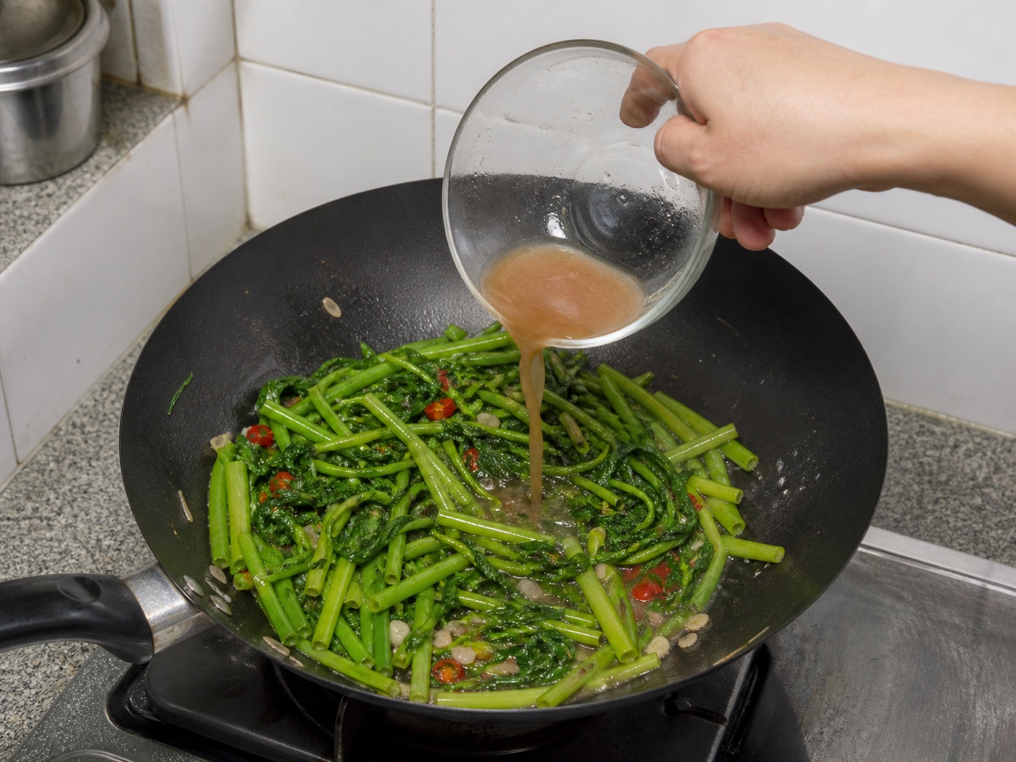 Indonesian Water Spinach with Shrimp Paste — step 10