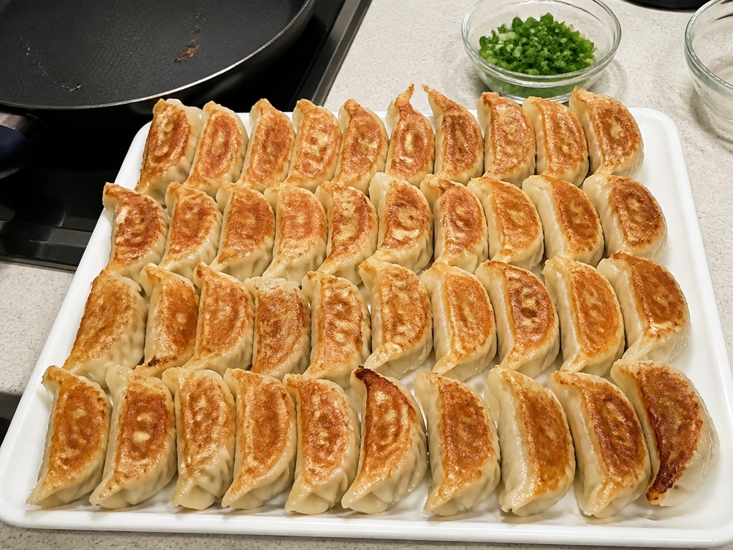 日式煎餃：完成餃子