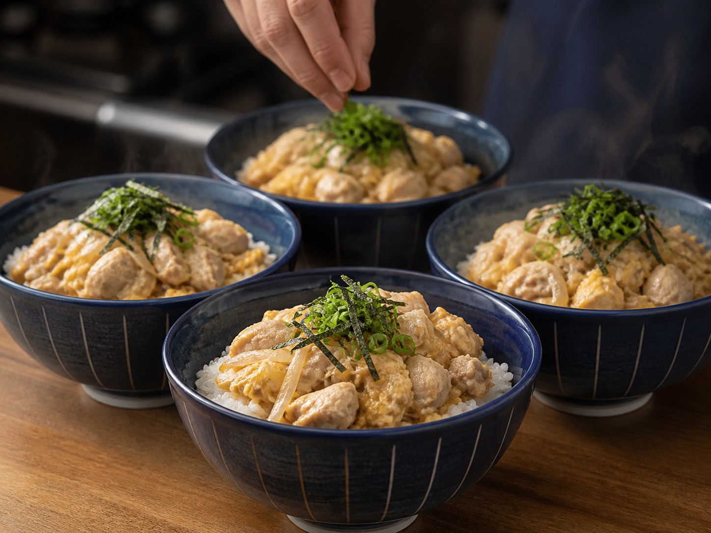 日式親子丼：組合上桌