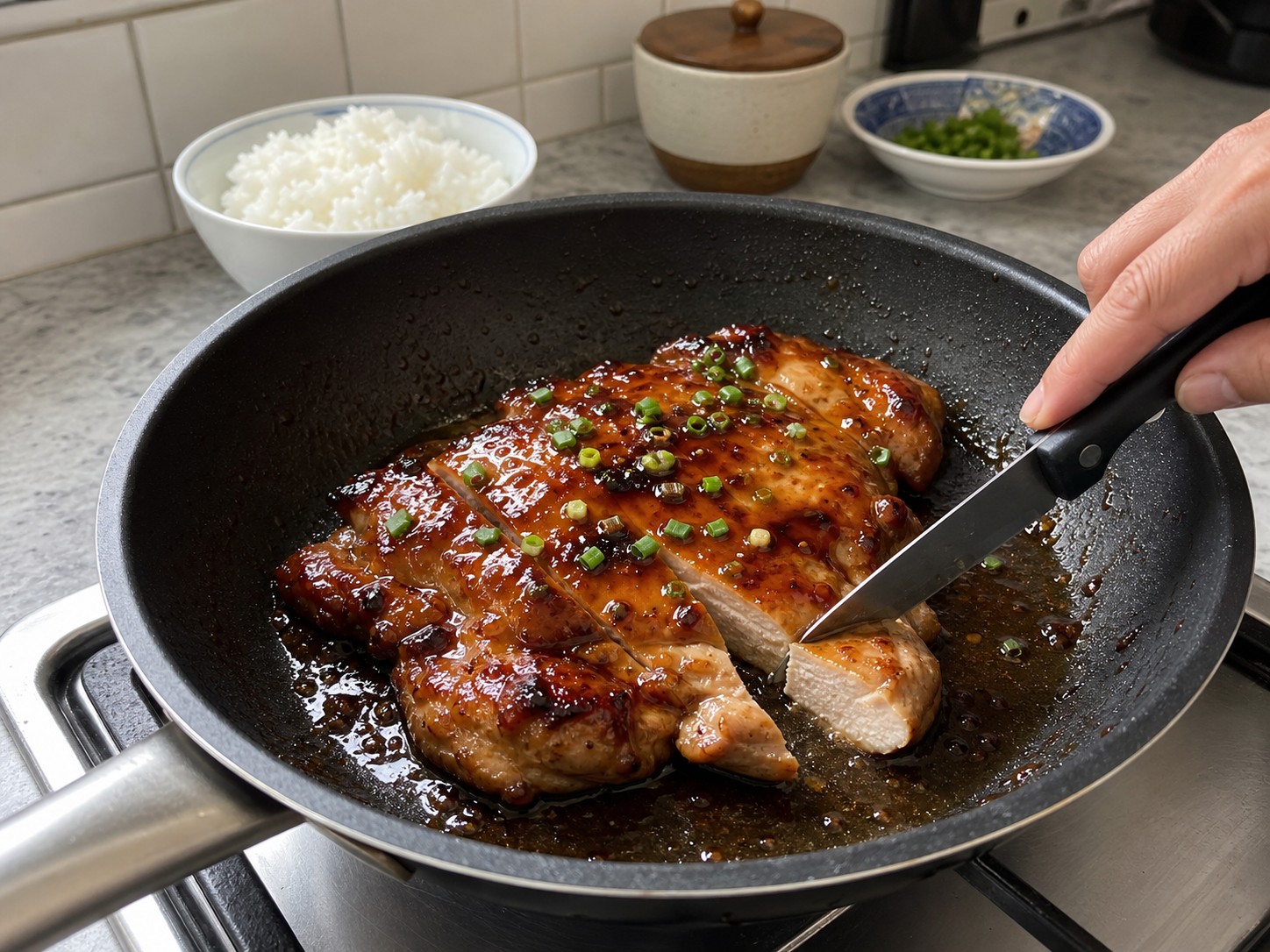 日式照燒雞扒飯:切開最厚處