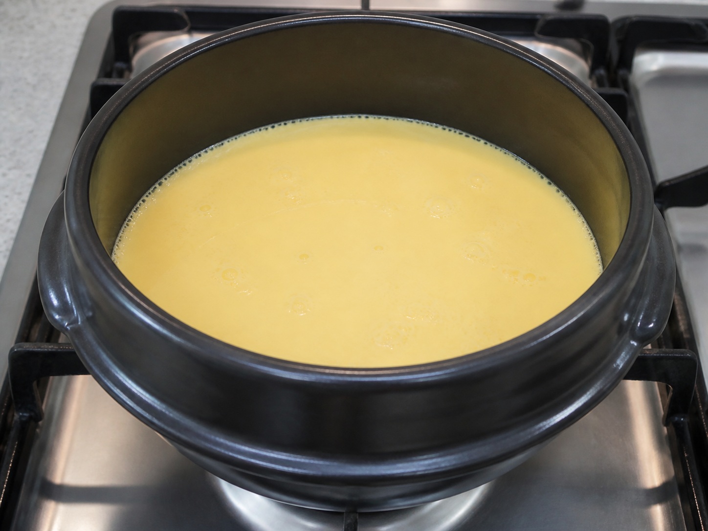 Korean Earthenware Steamed Egg — Fill earthenware pot