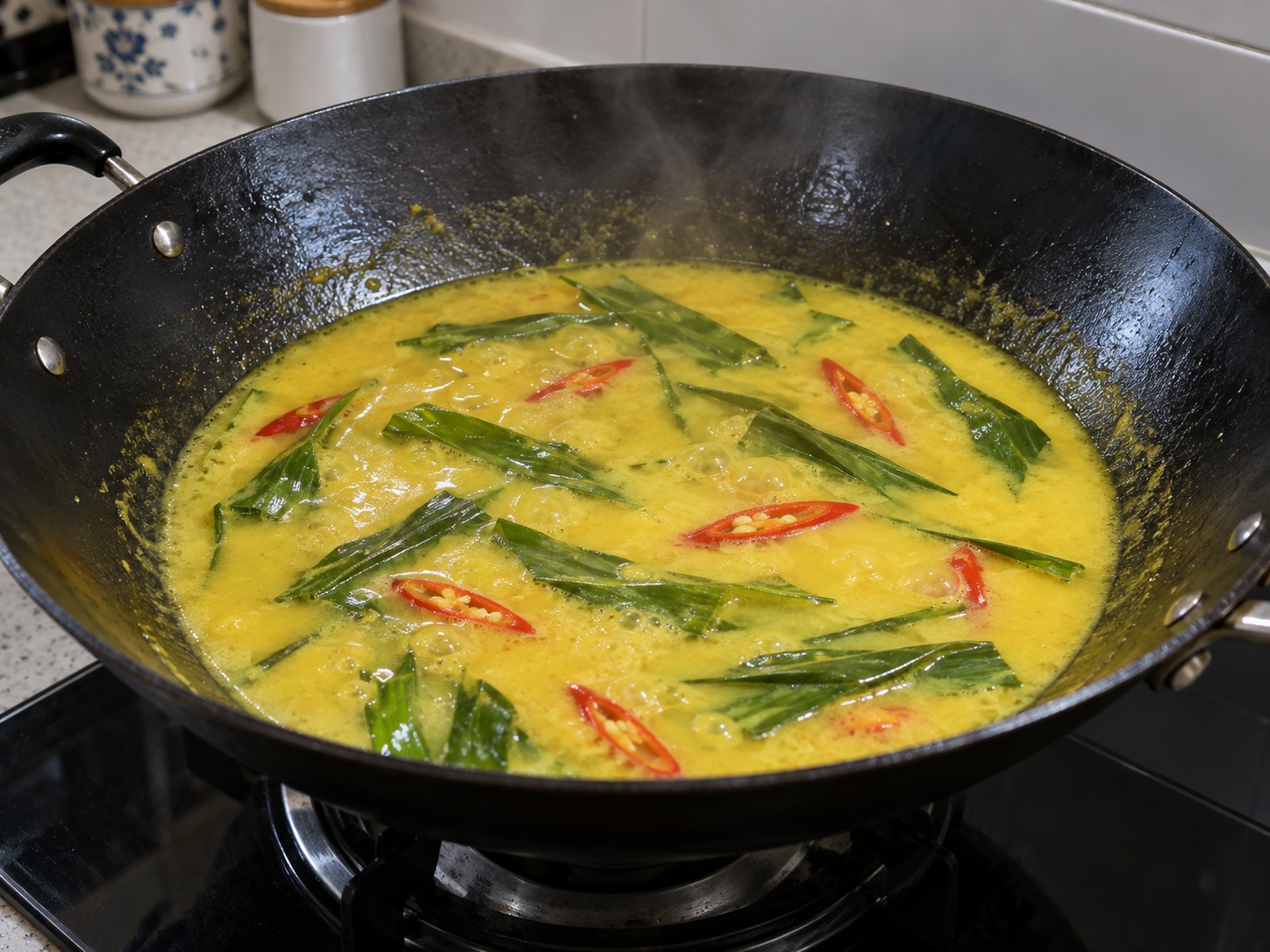馬來西亞發酵榴槤巴丁魚 Ikan Patin Tempoyak — 放黃薑葉和辣椒