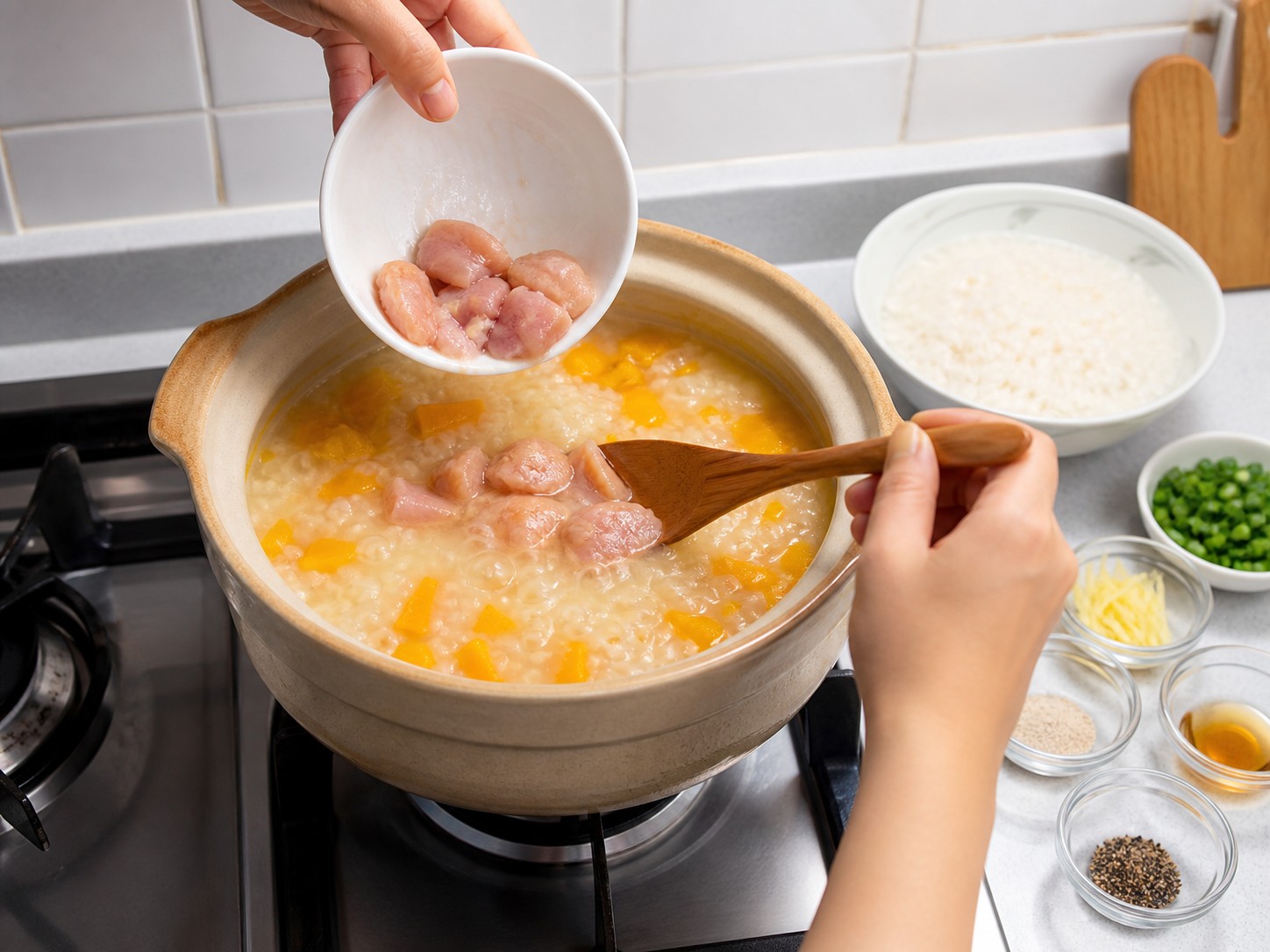 Bubur Ayam Labu — Masukkan ayam