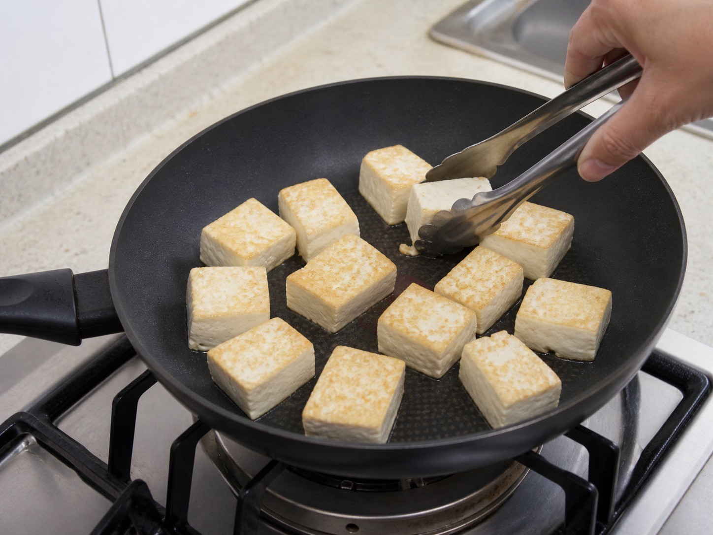 Salted Fish, Chicken and Tofu Pot — step 7