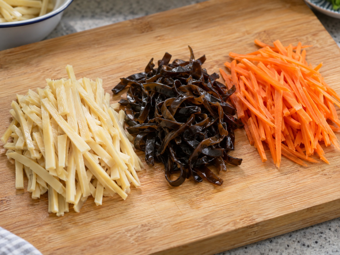 Sichuan Fish-Fragrant Shredded Pork — Julienne vegetables