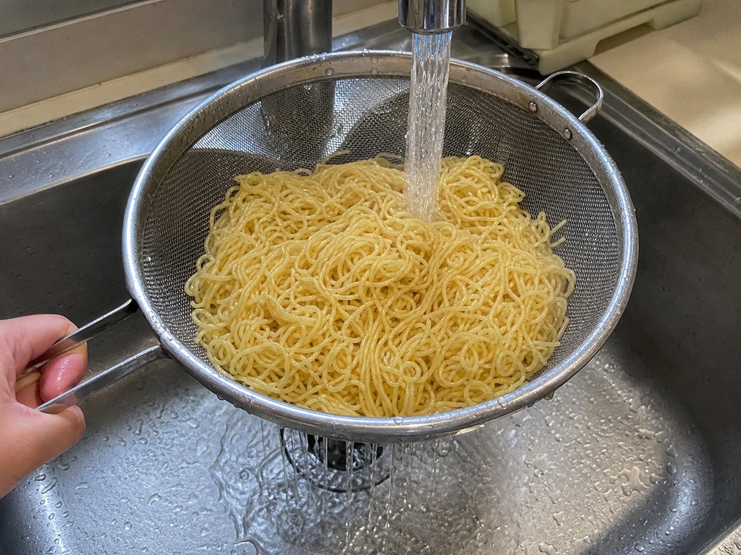 豉油皇炒麵:過冷河瀝乾