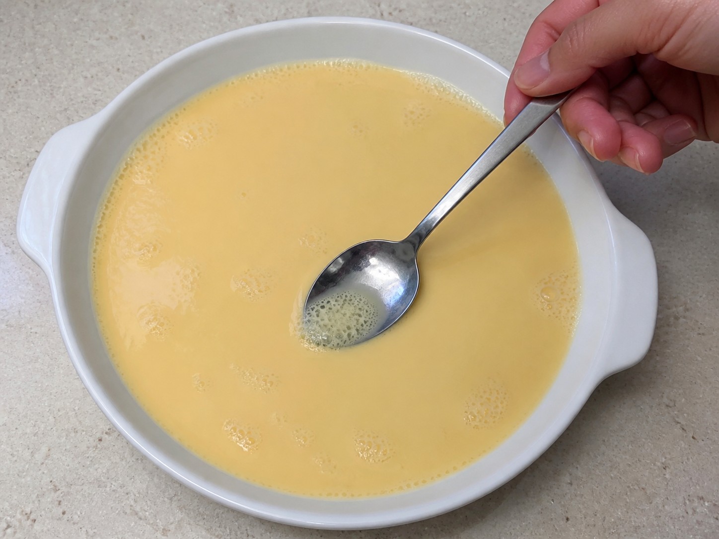 Telur Kukus Lembut dengan Daging Babi Cincang โ Buang gelembung