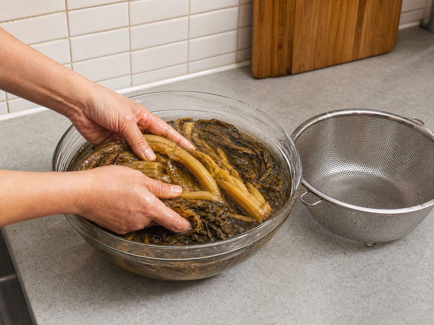 Steamed Grass Carp with Preserved Mustard Greens — step 1