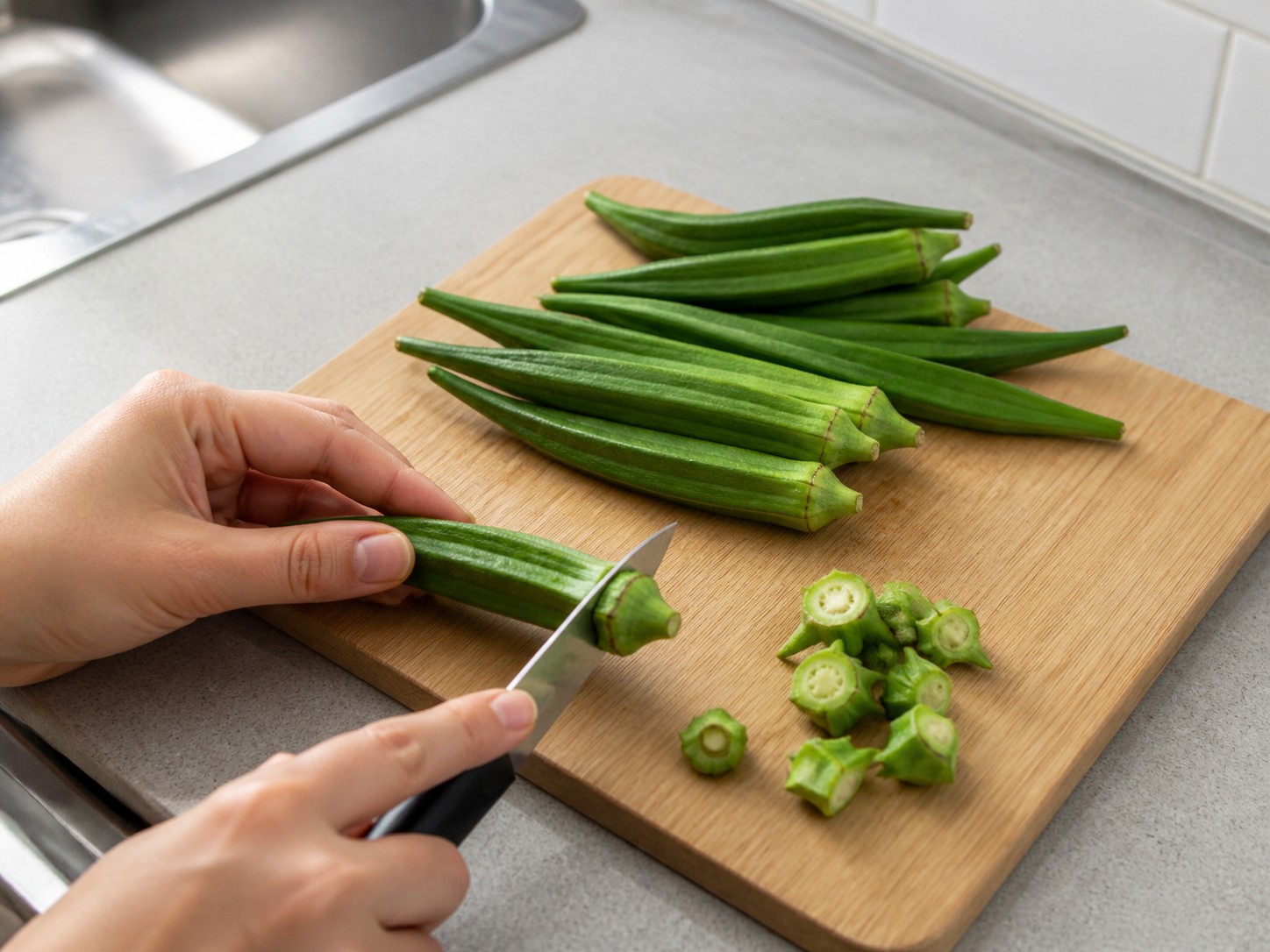 Steamed Okra with Garlic Soy Sauce — step 3: Trim stem ends