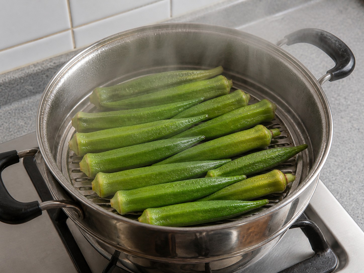 Steamed Okra with Garlic Soy Sauce — step 6: Steam okra