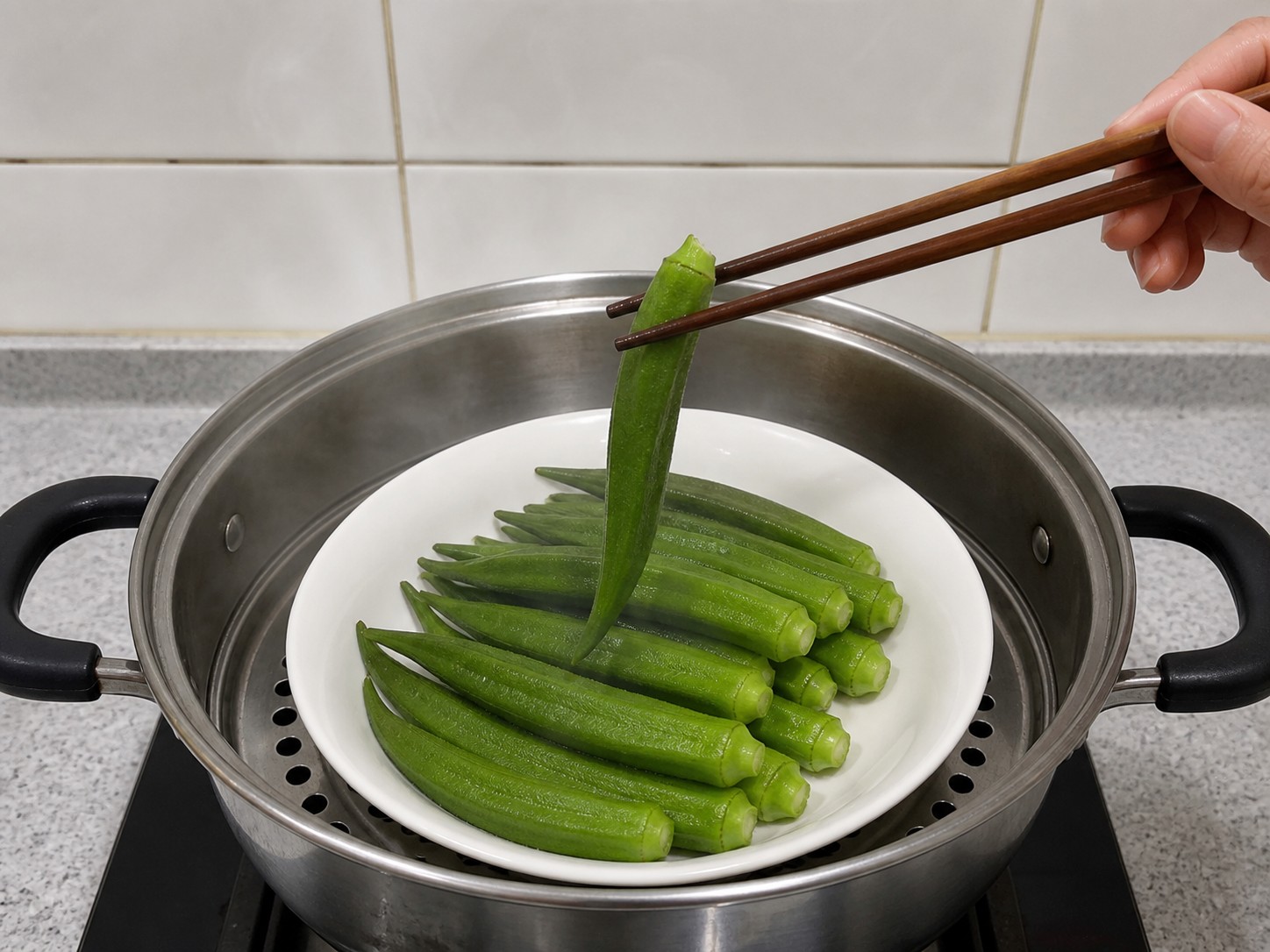 Steamed Okra with Garlic Soy Sauce — step 7: Check tenderness
