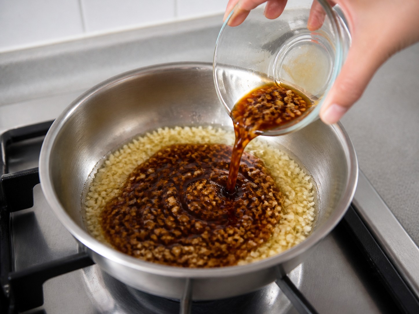 Steamed Okra with Garlic Soy Sauce — step 11: Combine garlic soy