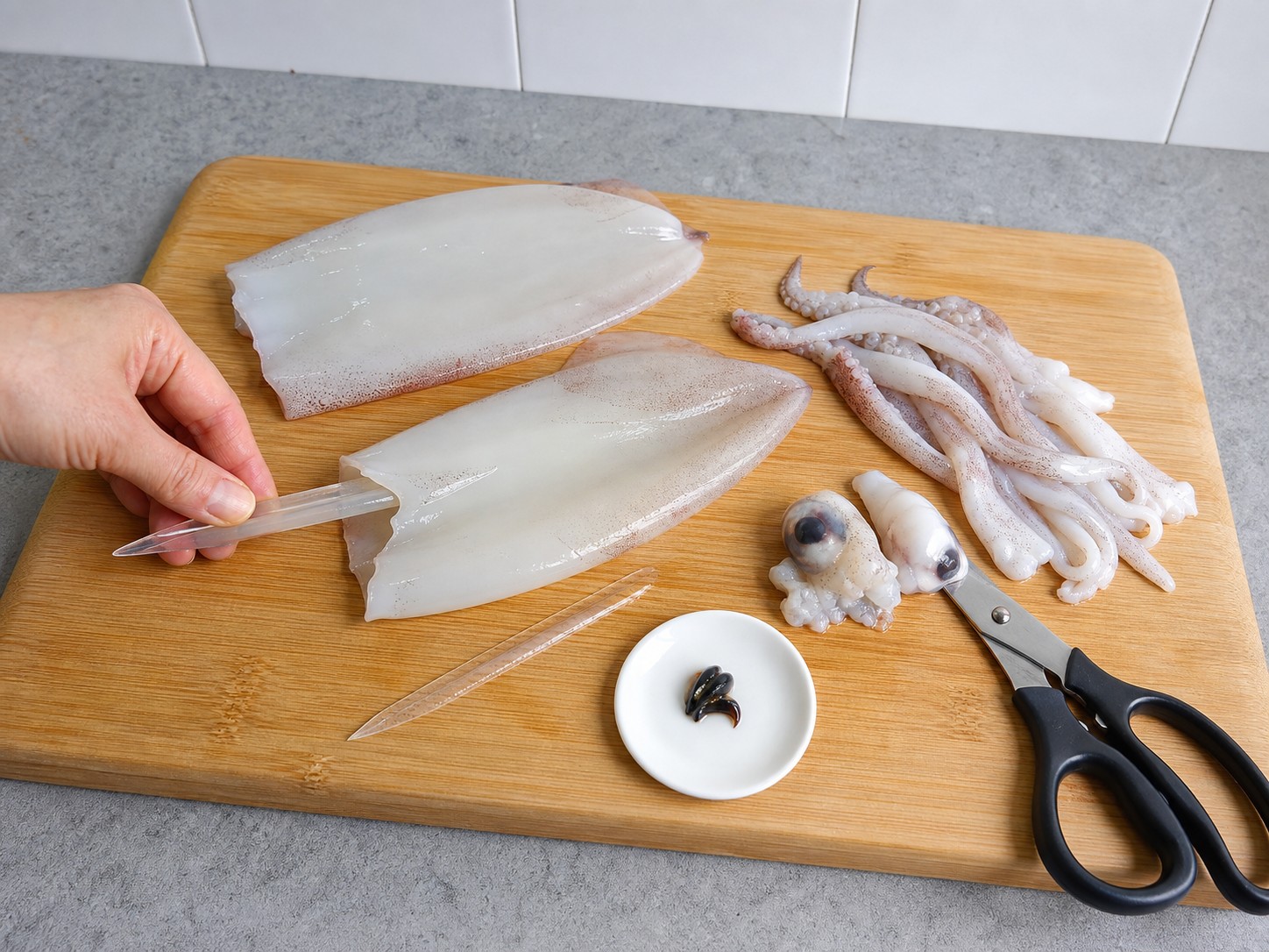 Steamed Squid with Garlic and Black Bean Sauce — step 2