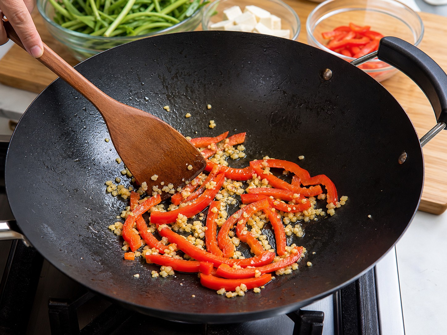 Stir-fried Water Spinach with Fermented Beancurd and Red Pepper — step 9