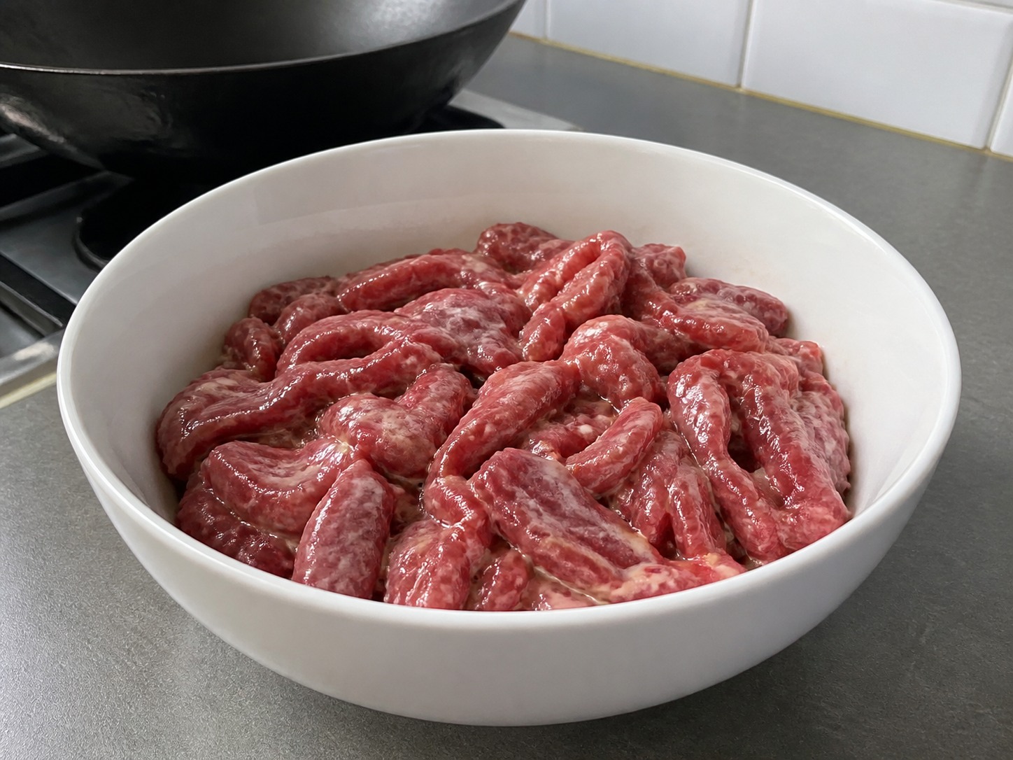 鮮茄滑蛋牛肉：醃牛肉