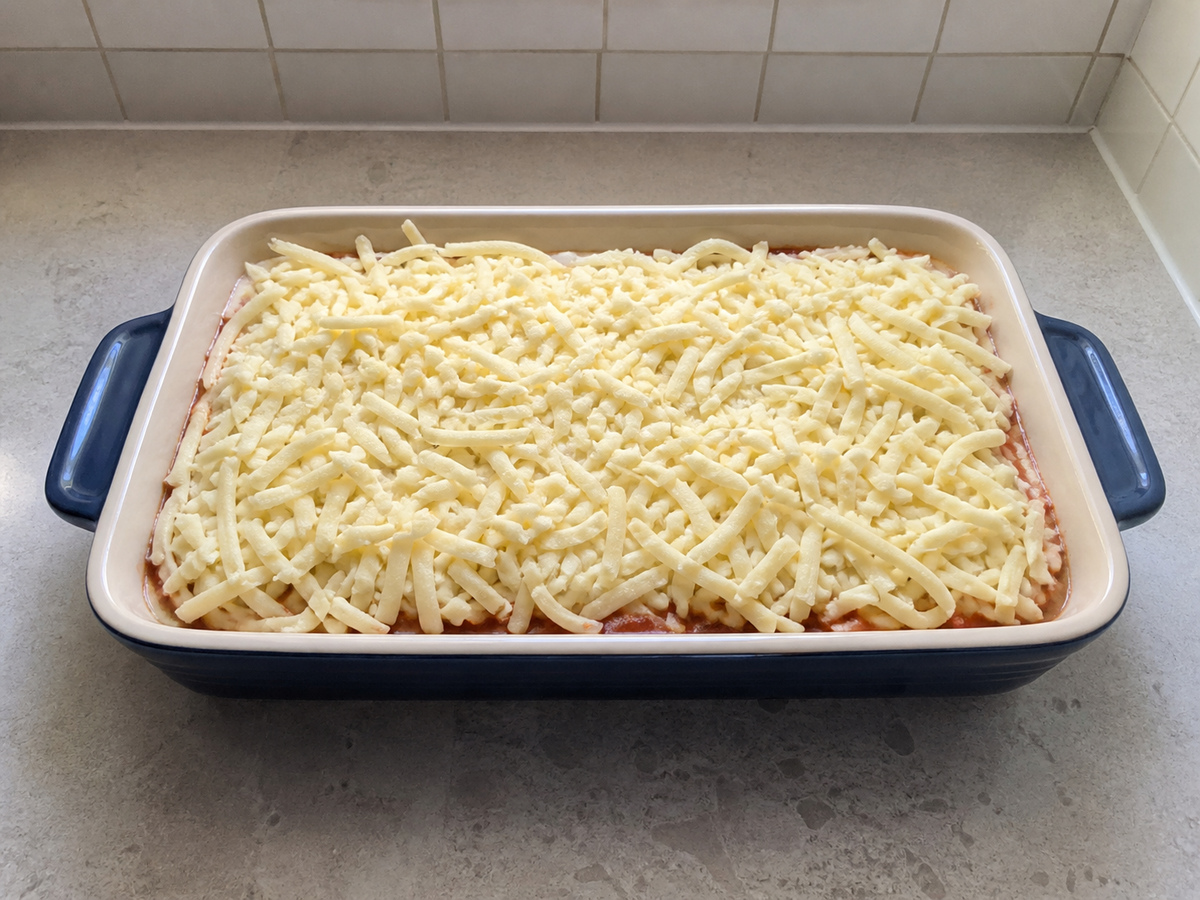Lasagna Sayuran dengan Bayam dan Zucchini: Masukkan bahan