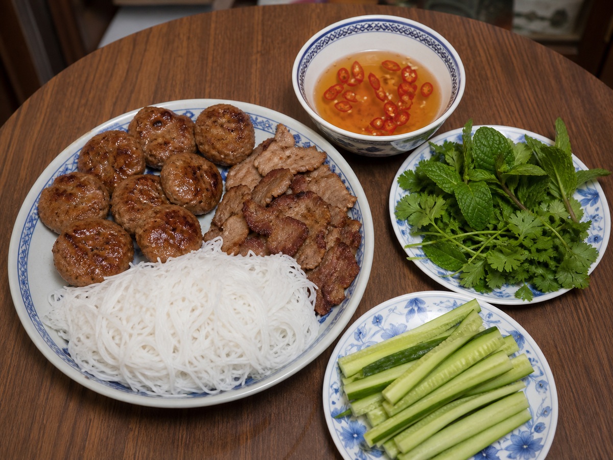 越式烤豬肉米線 finished dish