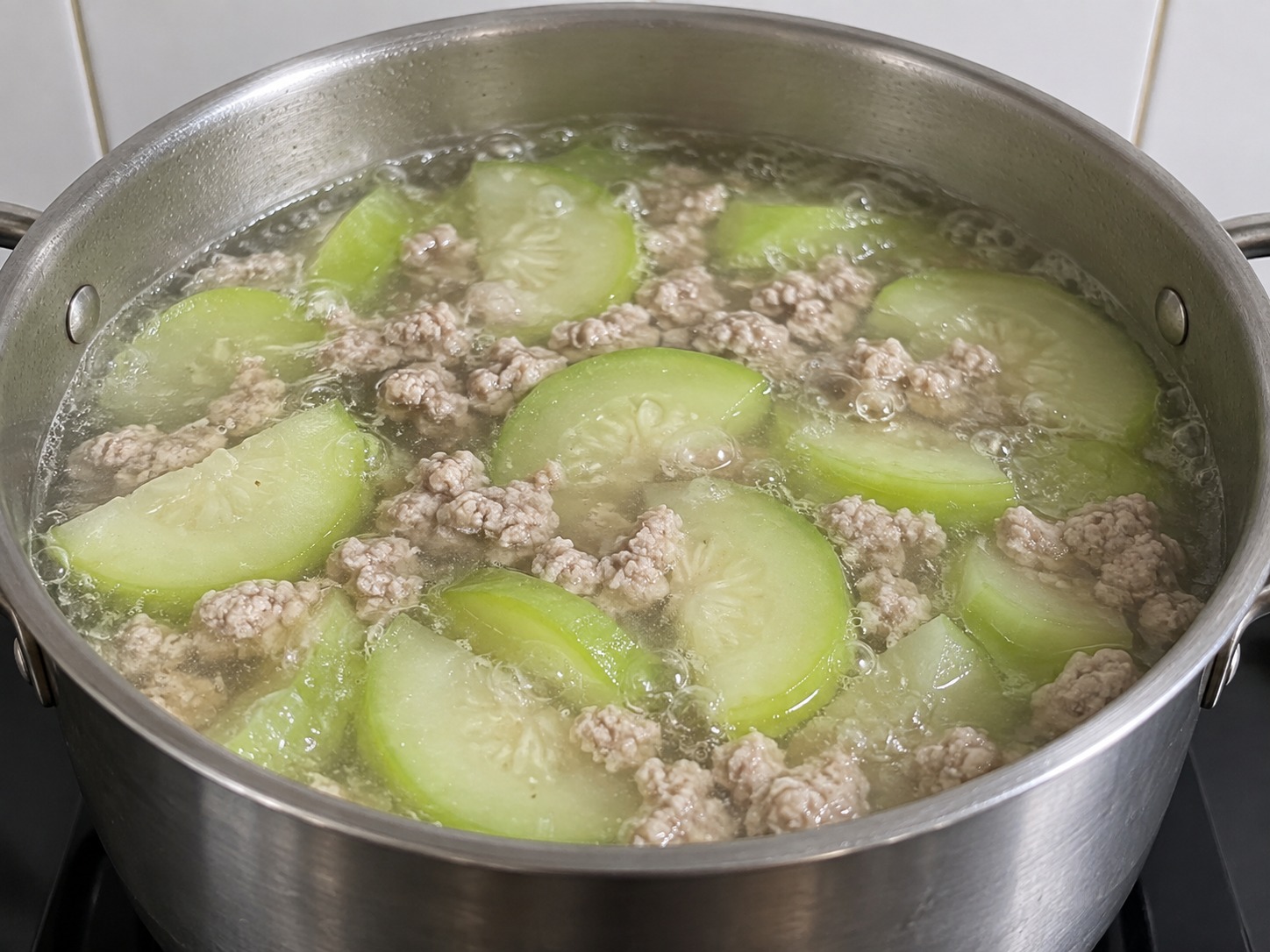 越式蒲瓜肉碎清湯 — 煮蒲瓜
