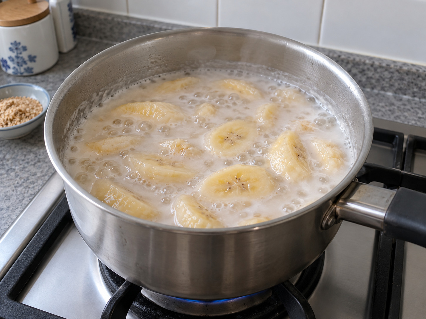 Vietnamese Che Chuoi Banana Coconut Dessert — Simmer gently five minutes until banana softens