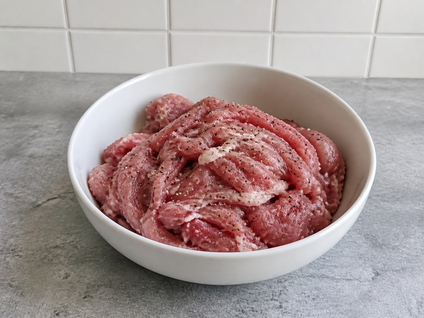 西式蘋果椰菜炒豬肉 — 調味豬肉